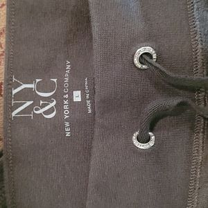 Womens New York & Company sweat pants sz L olive green
